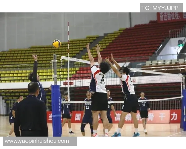 成都排球队的逆袭之旅:从默默无闻到辉煌成就的排球纪实 成都排球队的逆袭之旅:从默默无闻到辉煌成就的排球纪实