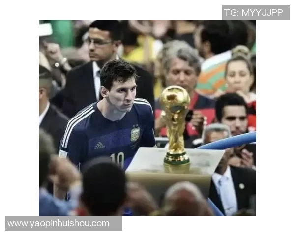 曼字闪耀绿茵场足球明星们的传奇故事与精彩瞬间 曼字闪耀绿茵场足球明星们的传奇故事与精彩瞬间