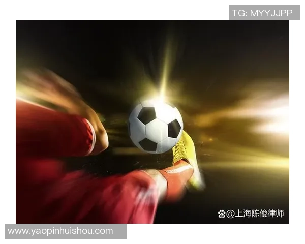 足球明星中文加油图片展现激情与梦想激励年轻球员奋勇争先的力量与信念 足球明星中文加油图片展现激情与梦想激励年轻球员奋勇争先的力量与信念