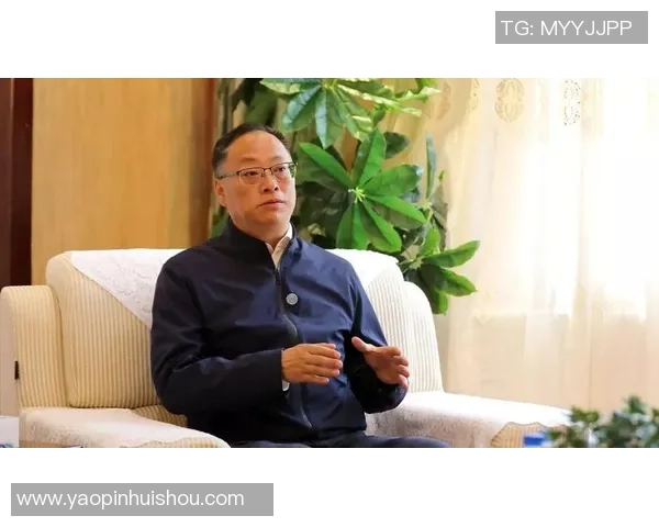 陈军专访:从青涩少年到足球传奇的成长之路回顾与展望 陈军专访:从青涩少年到足球传奇的成长之路回顾与展望